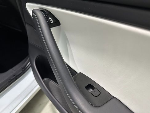 Used 2020 Tesla Model 3 Performance image 14