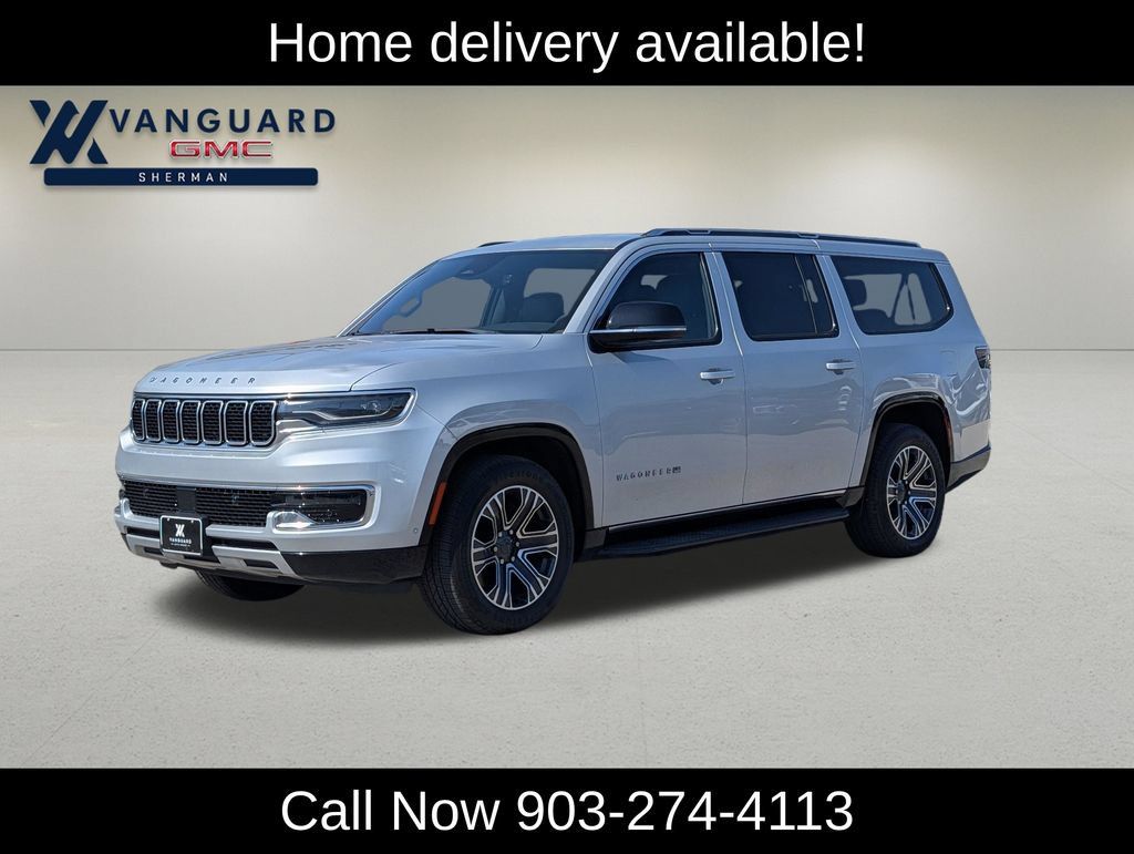 Used 2024 Jeep Wagoneer L Series II w/ Flexible Seating Group AWD/4WD image 3
