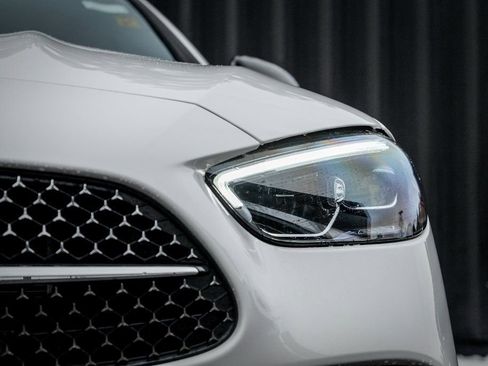 Used 2026 Mercedes-Benz C 300 4MATIC Sedan image 6