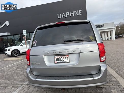 Used 2013 Dodge Grand Caravan SXT image 8