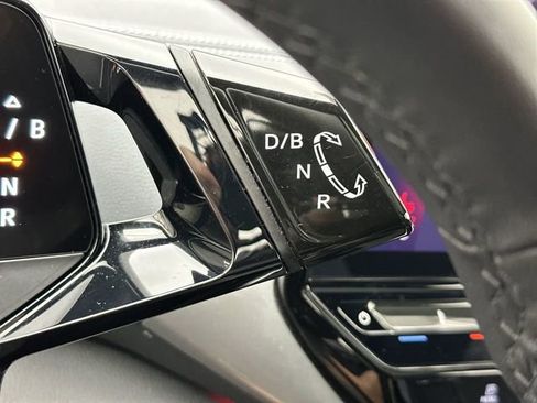 Used 2023 Volkswagen ID.4 Pro S image 22