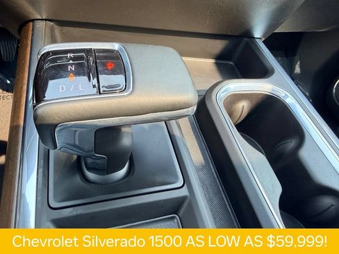 Used 2025 Chevrolet Silverado 1500 High Country w/ Technology Package AWD/4WD image 17