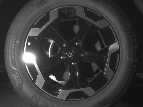 Used 2026 Hyundai Santa Fe SEL FWD image 18