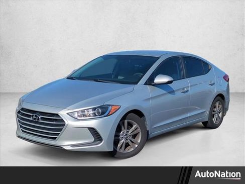 Used 2018 Hyundai Elantra SEL image 1