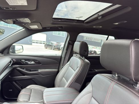Used 2023 Chevrolet Traverse RS w/ LPO, Floor Liner Package AWD/4WD image 27