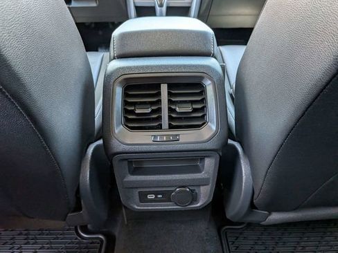 Certified 2022 Volkswagen Tiguan SE AWD/4WD image 15