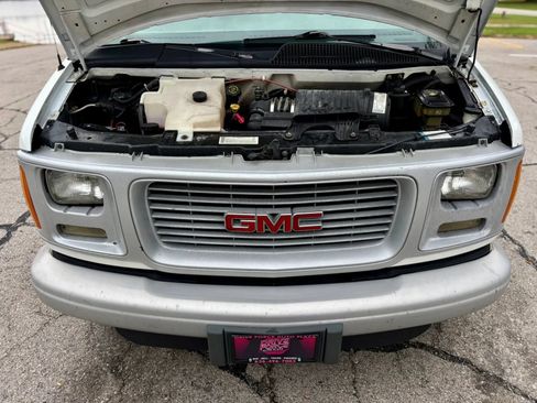 Used 2001 GMC Savana 2500 RWD image 11