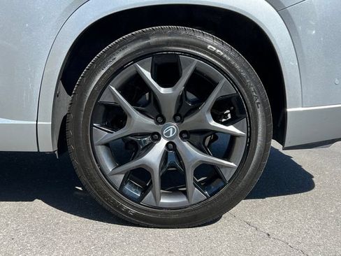 Used 2026 Lexus TX 500h AWD w/ Technology Package image 12