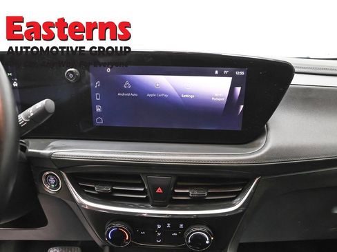 Used 2024 Buick Encore GX Preferred FWD image 11