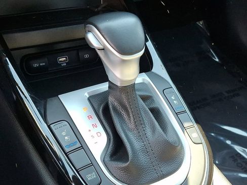 Used 2023 Kia Forte GT-Line w/ GT-Line Premium Package FWD image 17