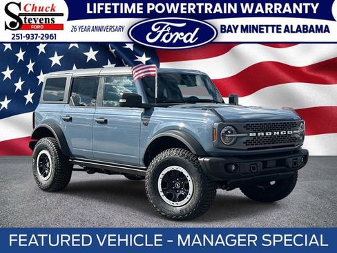 New 2025 Ford Bronco Badlands image 1