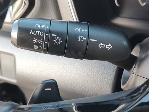 Used 2025 Honda Pilot EX-L image 26