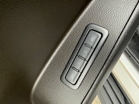Used 2020 Chevrolet Suburban LT AWD/4WD image 22