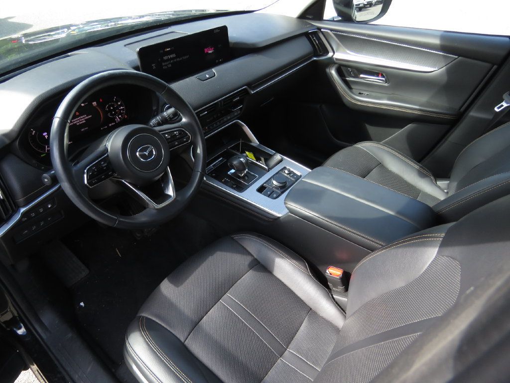 Used 2025 MAZDA CX-70 Plug-In Hybrid w/ Premium Pkg AWD/4WD image 11
