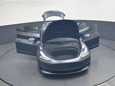 Used 2019 Tesla Model 3 Standard Range Plus RWD image 40