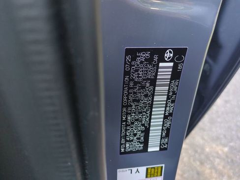 Certified 2026 Toyota Prius XLE image 31