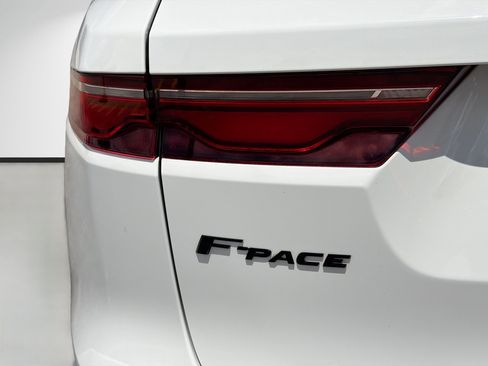 Used 2023 Jaguar F-PACE S AWD/4WD image 10