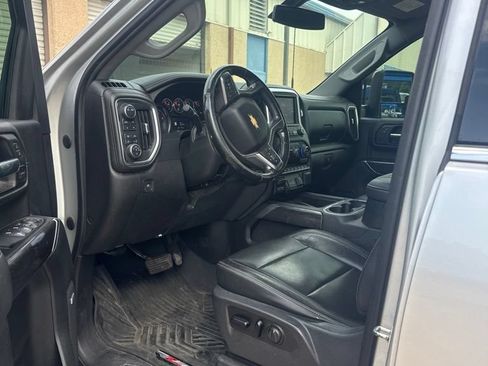 Used 2020 Chevrolet Silverado 2500 LTZ w/ LTZ Texas Edition AWD/4WD image 6
