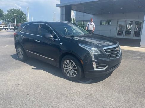 Used 2018 Cadillac XT5 Luxury w/ Driver Awareness Package AWD/4WD image 3
