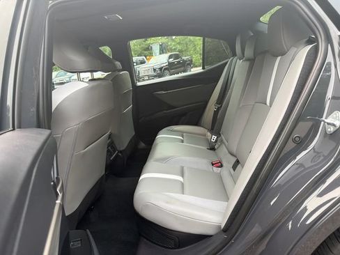 Used 2026 Toyota Camry SE w/ Convenience Package FWD image 17