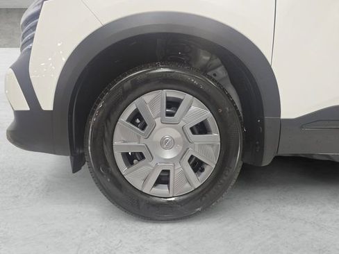 New 2026 Nissan Kicks S image 23