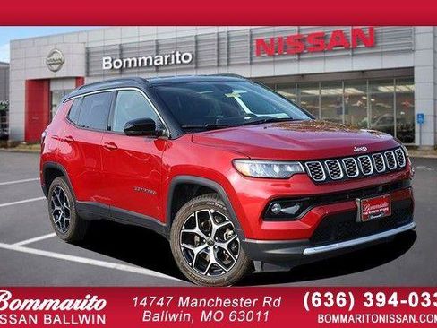 Used 2025 Jeep Compass Limited AWD/4WD image 1