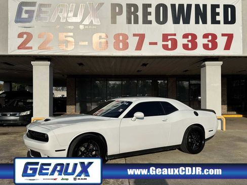 Used 2021 Dodge Challenger R/T w/ Blacktop Package image 1