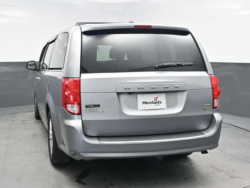 Used 2018 Dodge Grand Caravan SXT FWD image 5