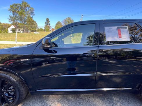 Used 2018 Dodge Durango GT w/ Blacktop Package image 3