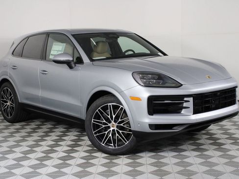 New 2026 Porsche Cayenne image 9