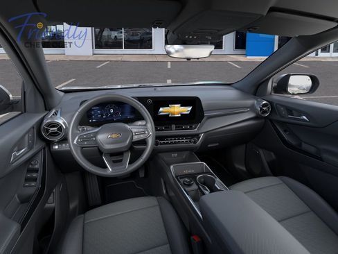 New 2026 Chevrolet Equinox LT w/ Convenience Package II AWD/4WD image 26