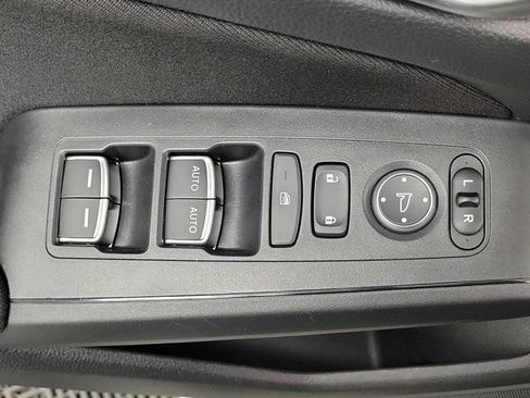 Certified 2025 Honda Civic Sport image 19