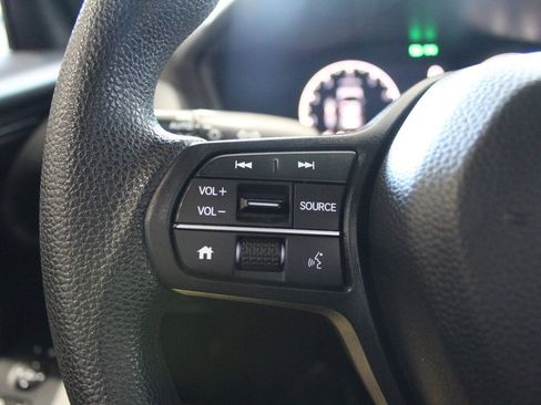 Certified 2023 Honda HR-V LX image 26