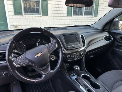 Used 2020 Chevrolet Equinox LT image 4
