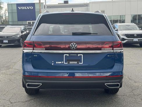 Used 2025 Volkswagen Atlas SE image 21