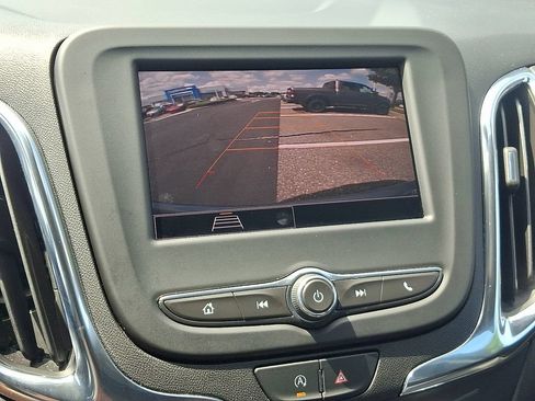 Certified 2024 Chevrolet Equinox LT FWD image 18