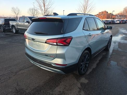 Used 2022 Chevrolet Equinox RS w/ RS Leather Package AWD/4WD image 4