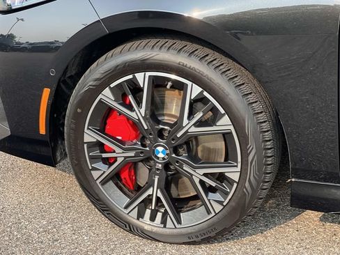 Used 2026 BMW M235i xDrive w/ Technology Package AWD/4WD image 17