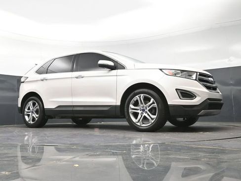 Used 2015 Ford Edge Titanium FWD image 35