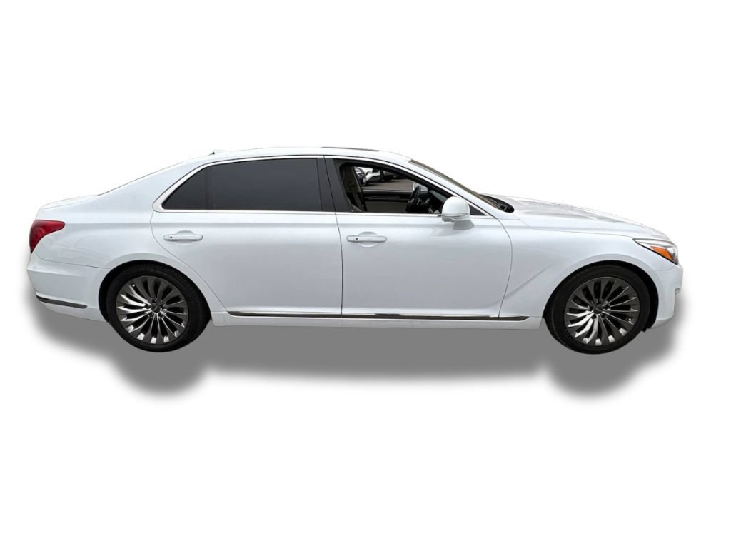 Used 2018 Genesis G90 3.3T Premium RWD image 8