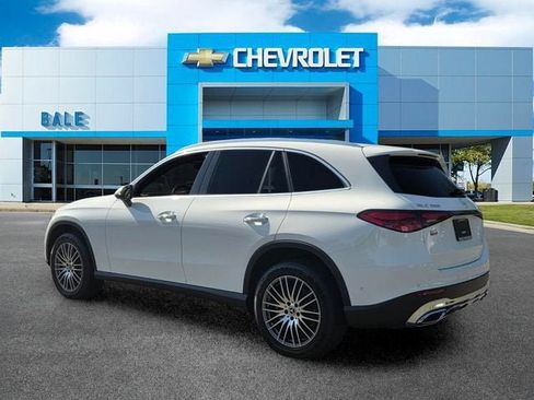Used 2025 Mercedes-Benz GLC 300 image 5