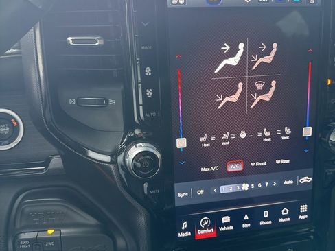 Used 2023 RAM 3500 Limited AWD/4WD image 10
