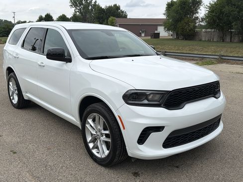 Used 2025 Dodge Durango GT AWD/4WD image 1