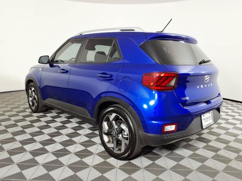 Certified 2026 Hyundai Venue SEL FWD image 6