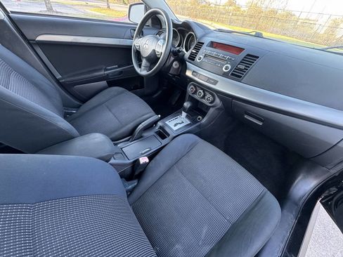 Used 2011 Mitsubishi Lancer ES image 11