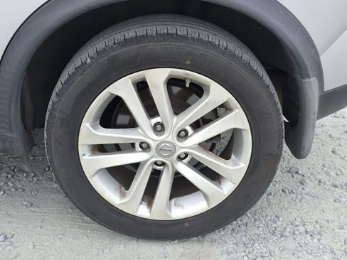 Used 2013 Nissan Juke S FWD image 12