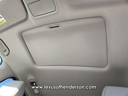 Used 2023 Honda Odyssey EX-L image 11