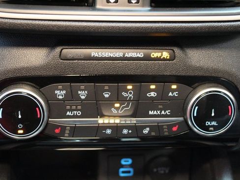 Used 2022 Ford Escape SEL image 25