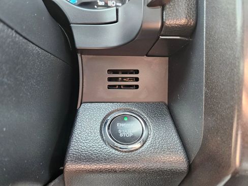 Used 2019 Ford Expedition Max Limited AWD/4WD image 25