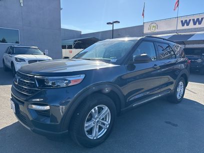 Certified 2022 Ford Explorer XLT w/ Equipment Group 202A
